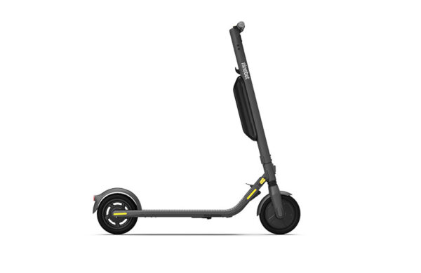 04 segway ninebot E45 side opposite view