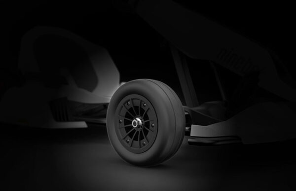 05 segway ninebot s gokart detail tire view